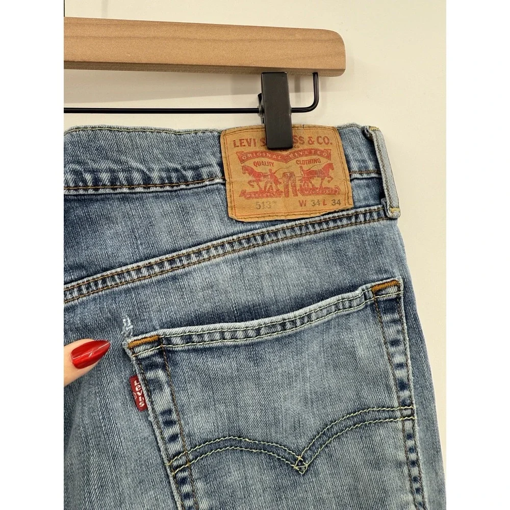 Levis read distressing
